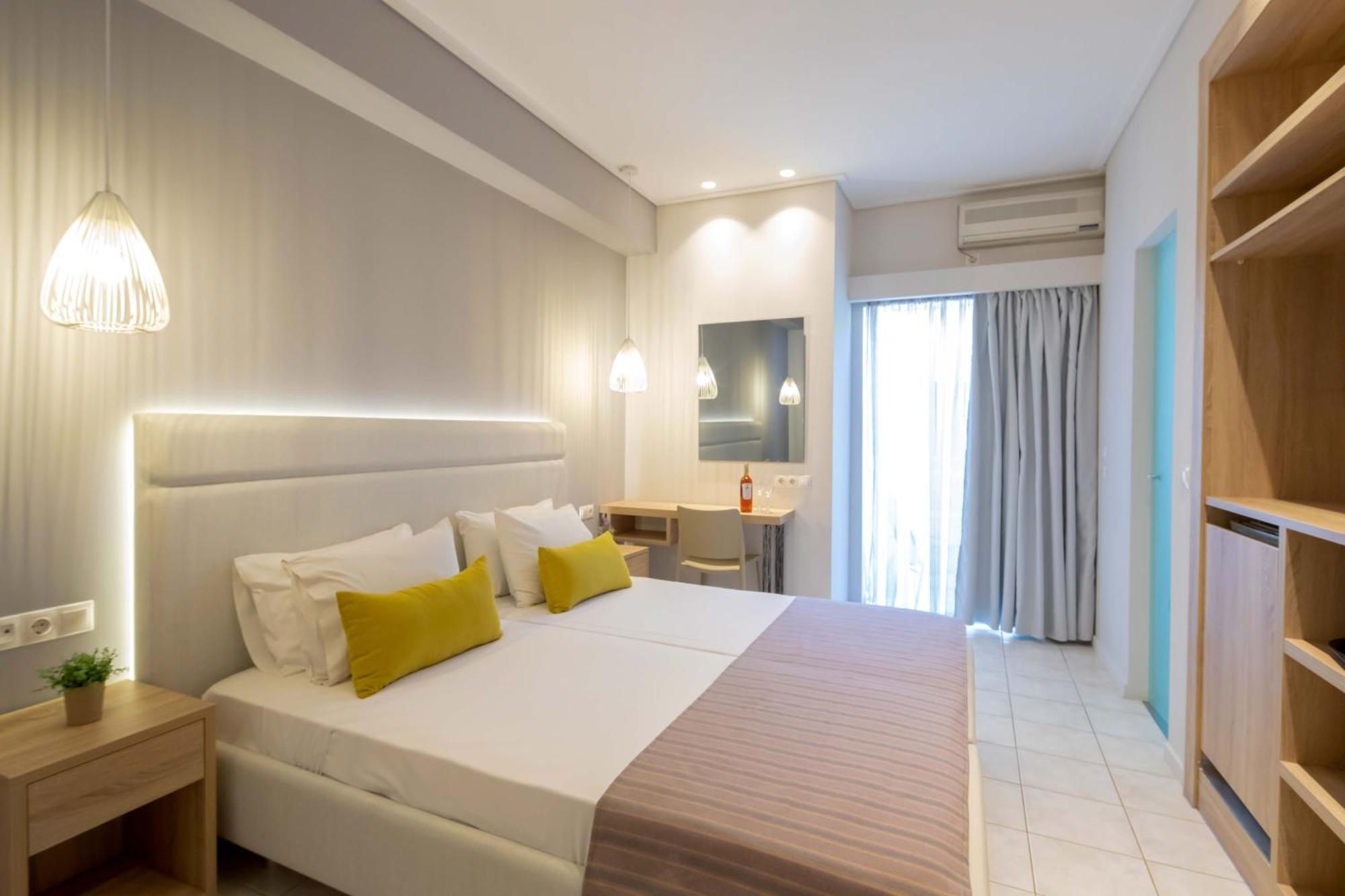 Hotel Rossis Mesongí エクステリア 写真